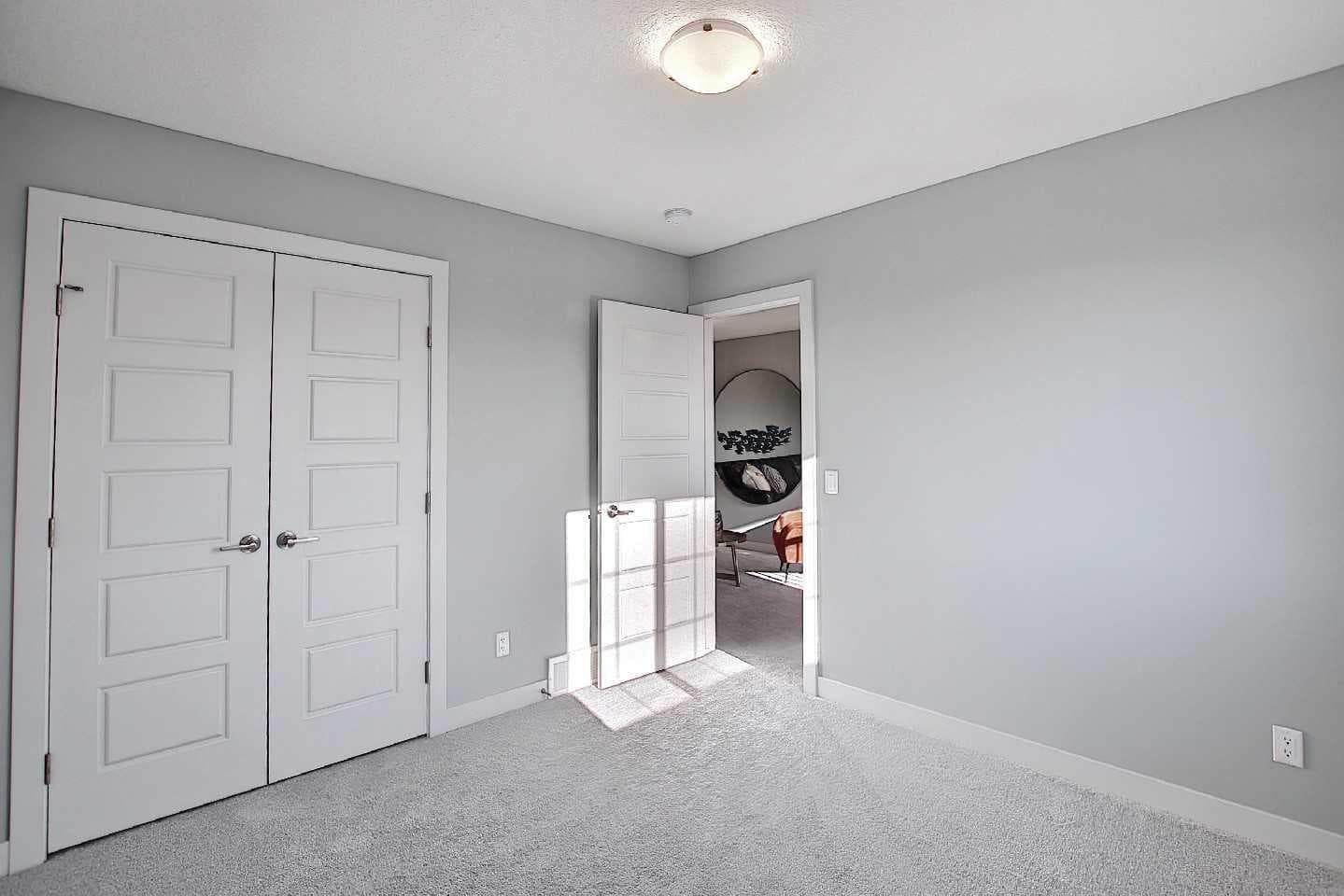 16 Topaz Place 