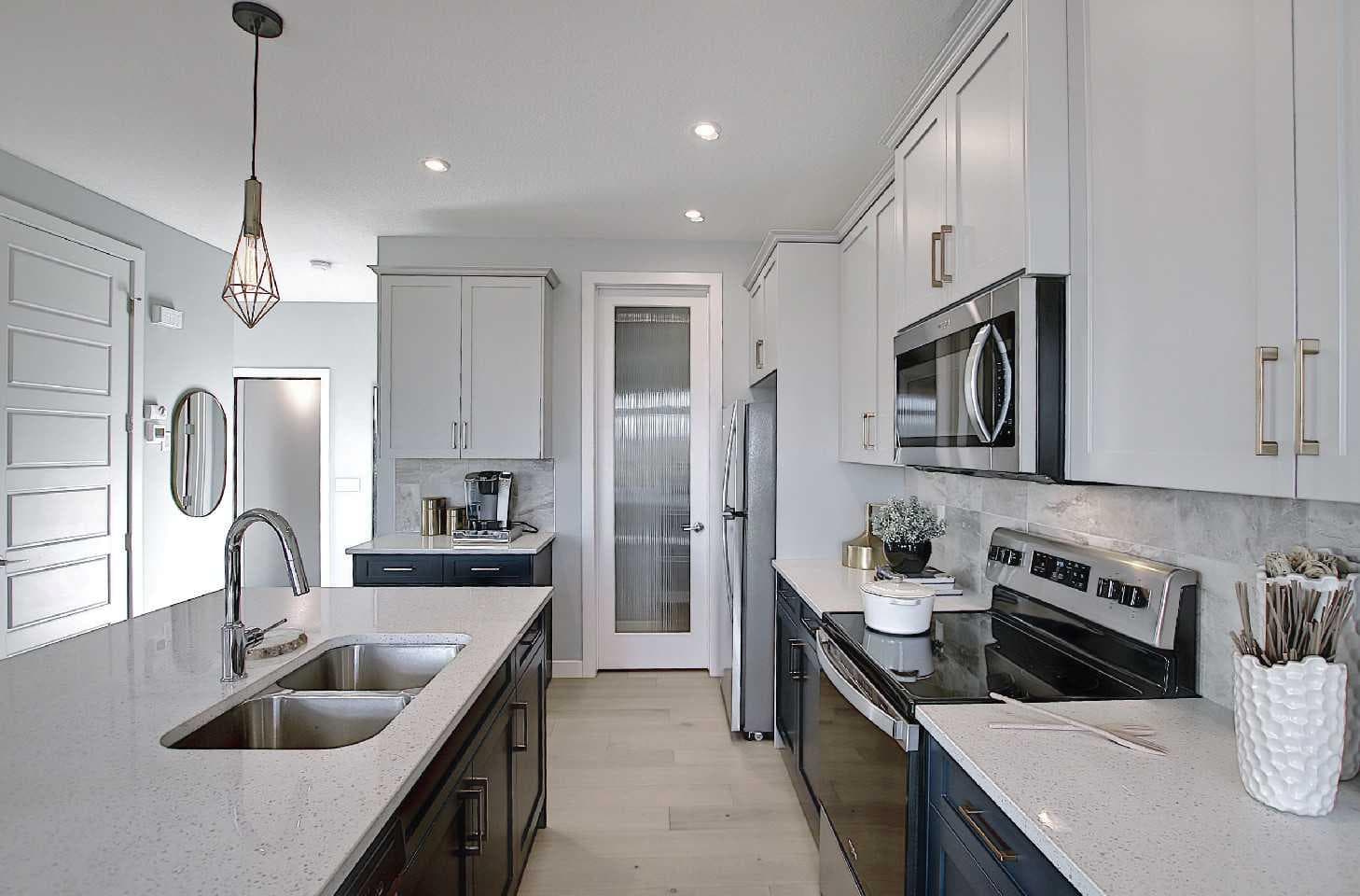 16 Topaz Place 