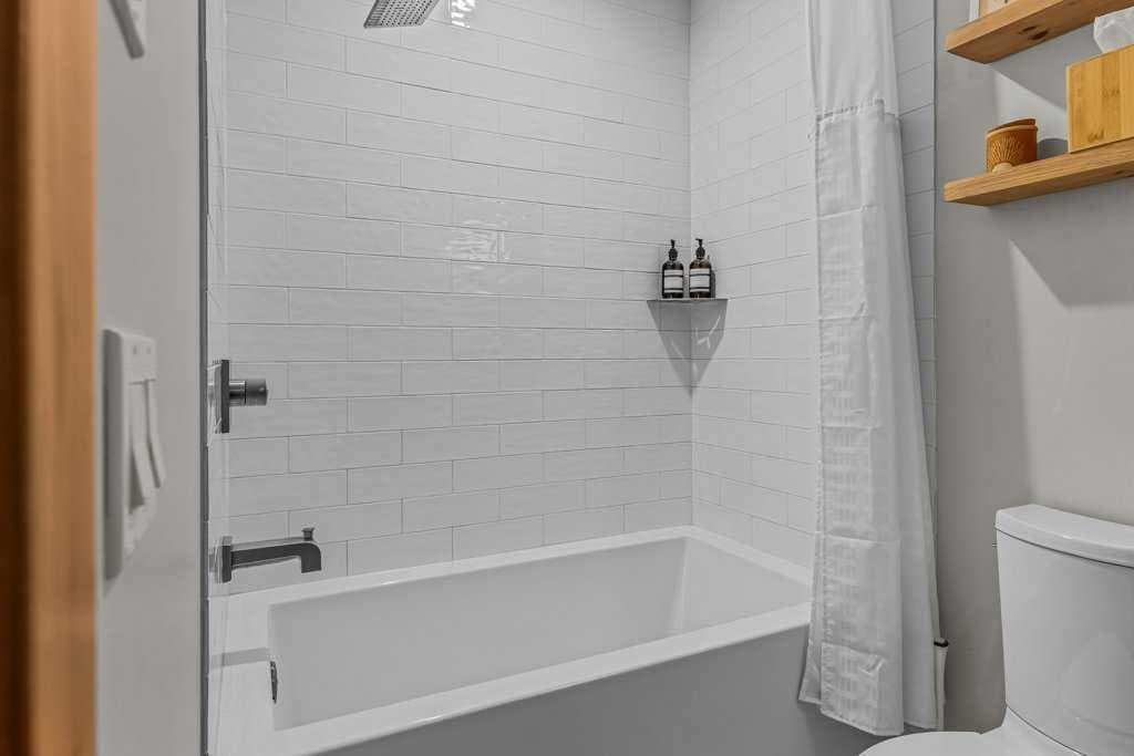 213A, 1012 Spriing Creek Drive 