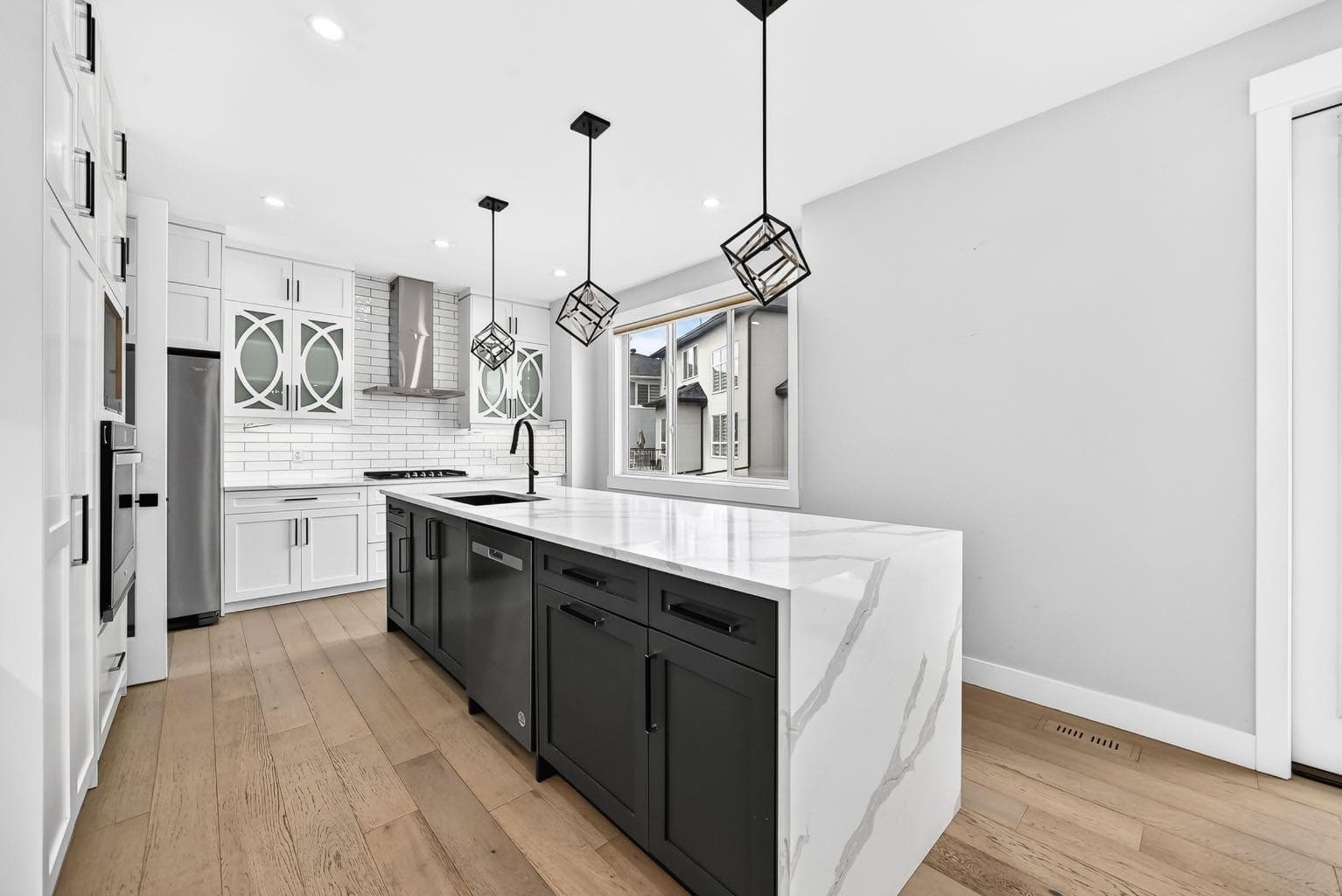 215 Kinniburgh Place  