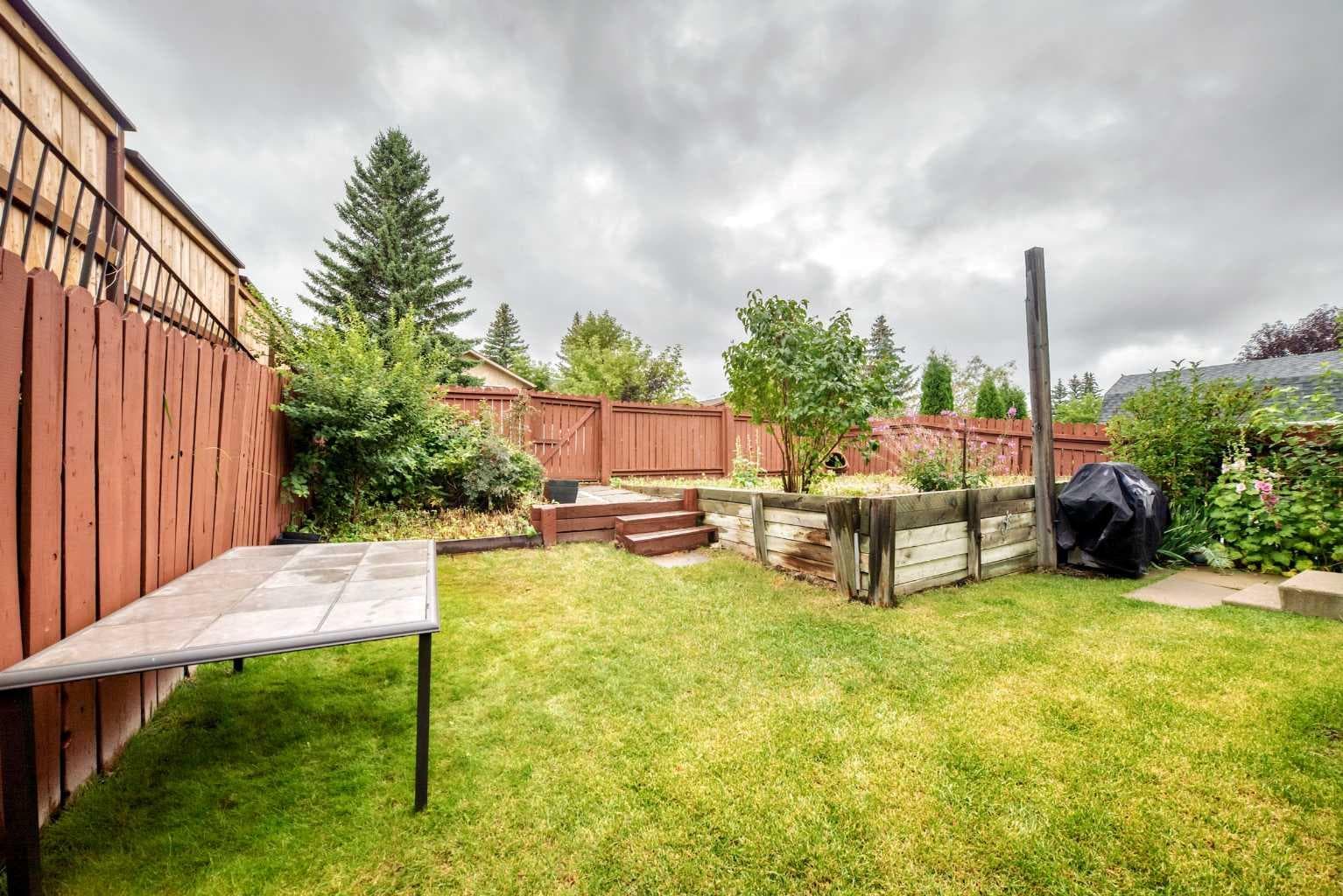 1487 Berkley Drive NW