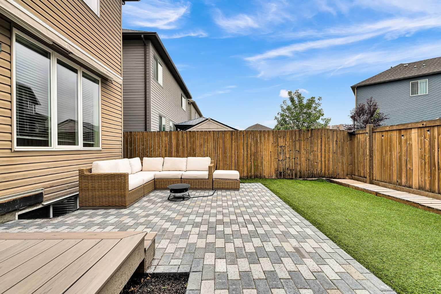 122 Windridge Road SW