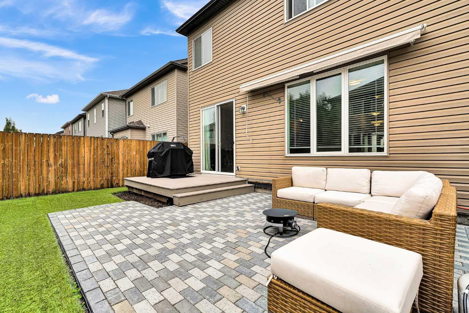 122 Windridge Road SW