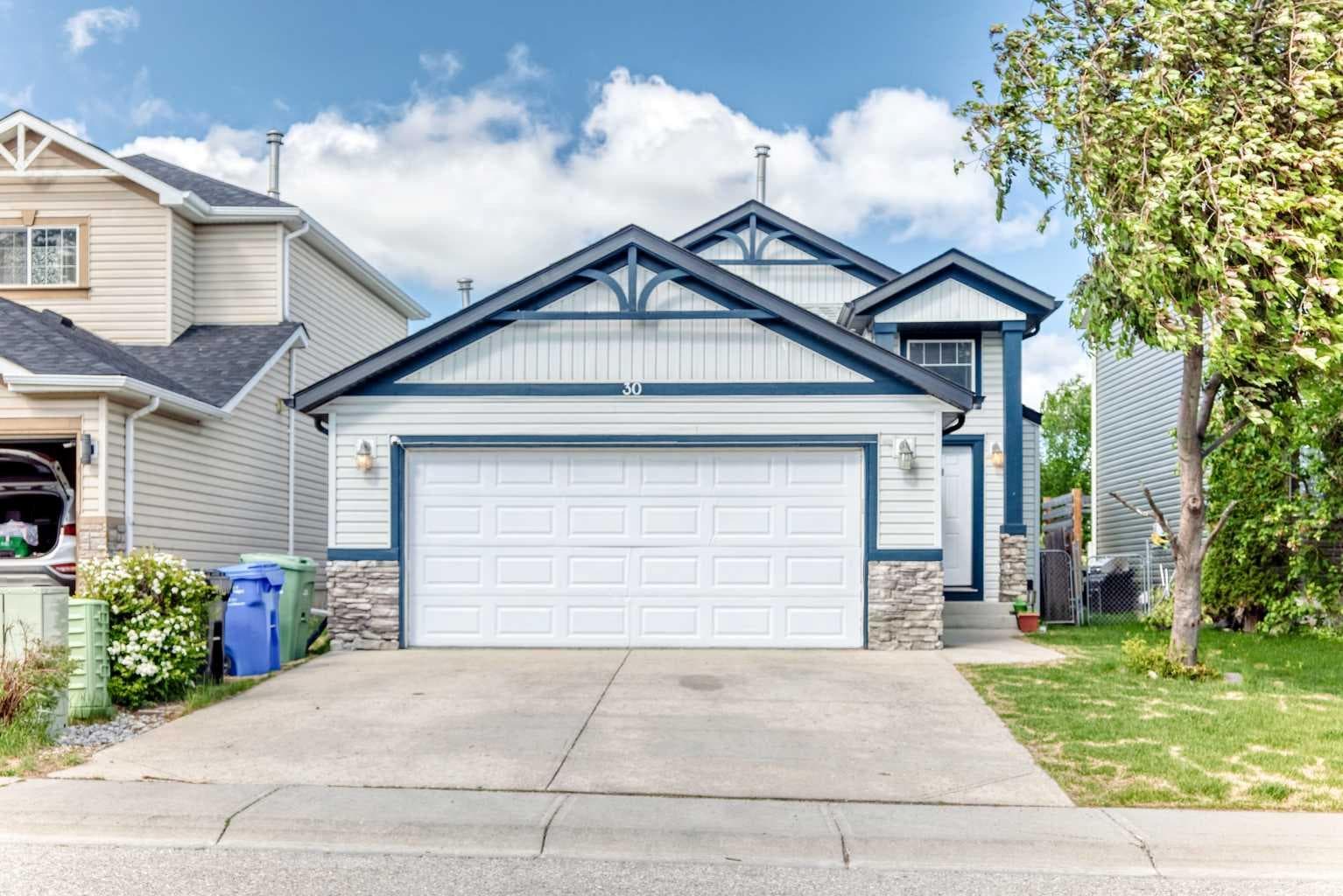 30 Covehaven View NE