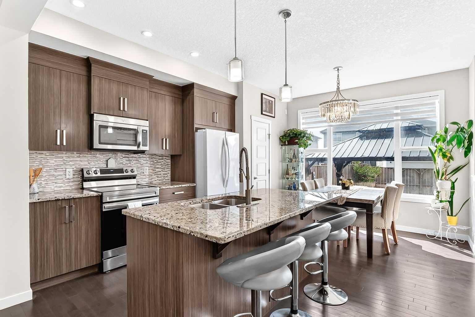 98 Saddlelake Terrace 