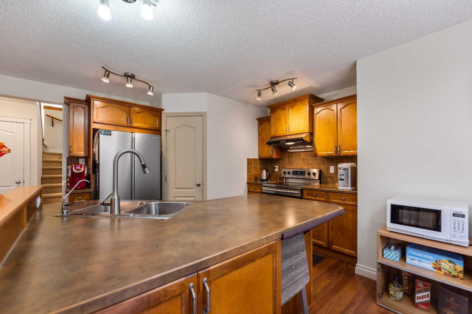 10 Evansmeade Manor NW