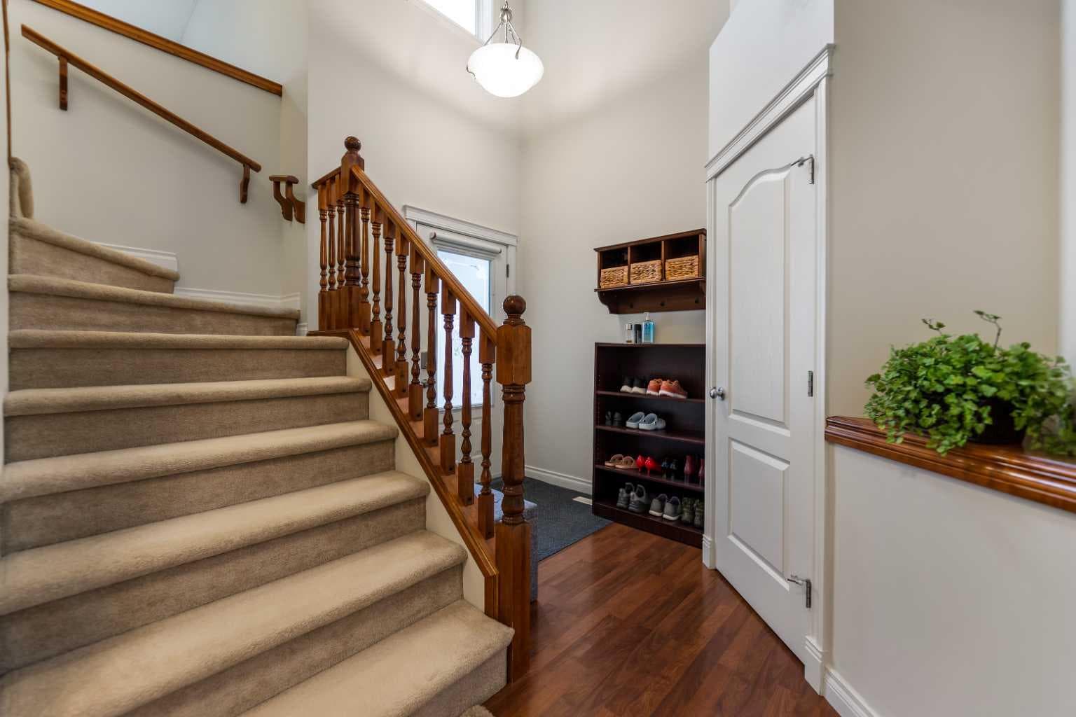 10 Evansmeade Manor NW