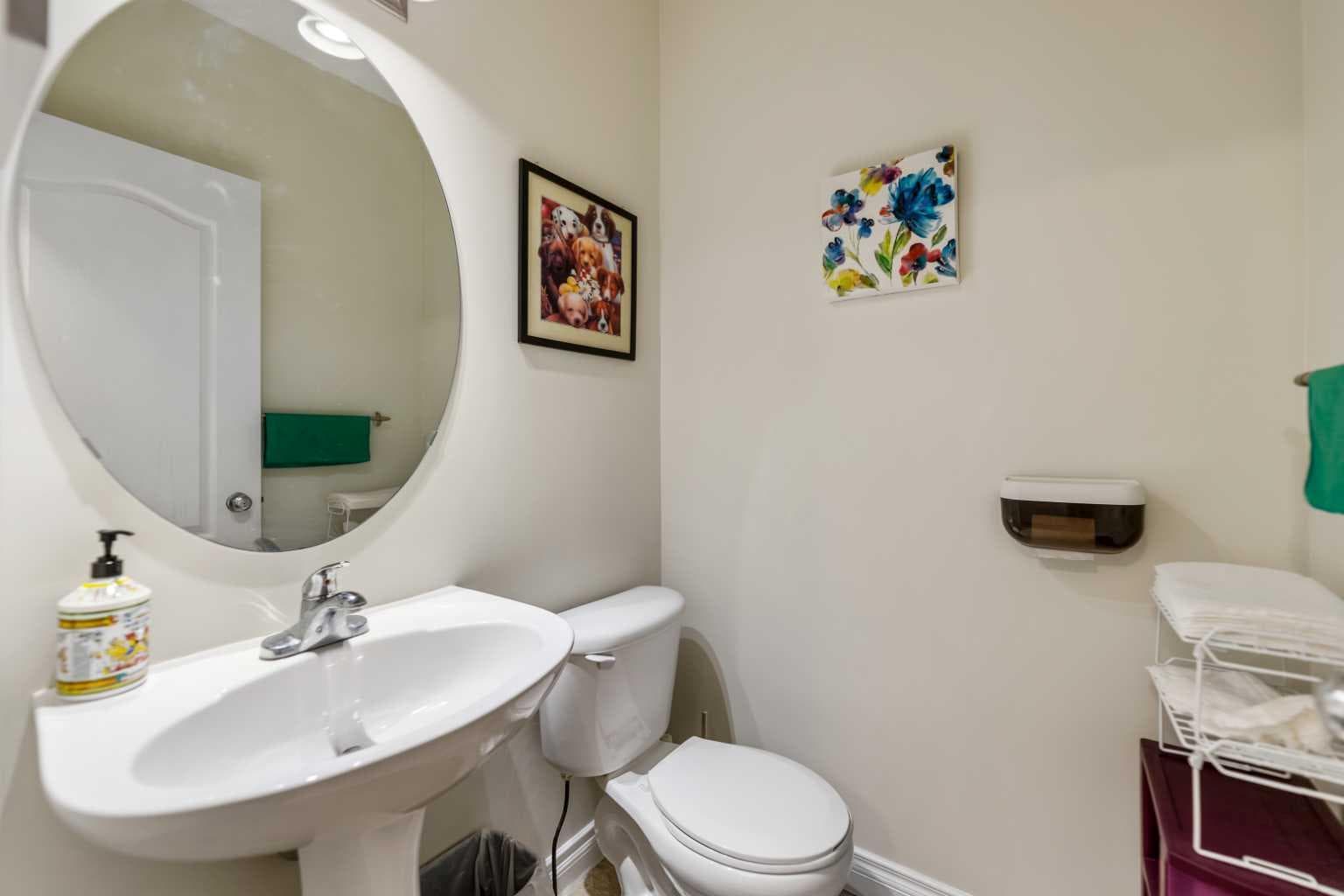 10 Evansmeade Manor NW