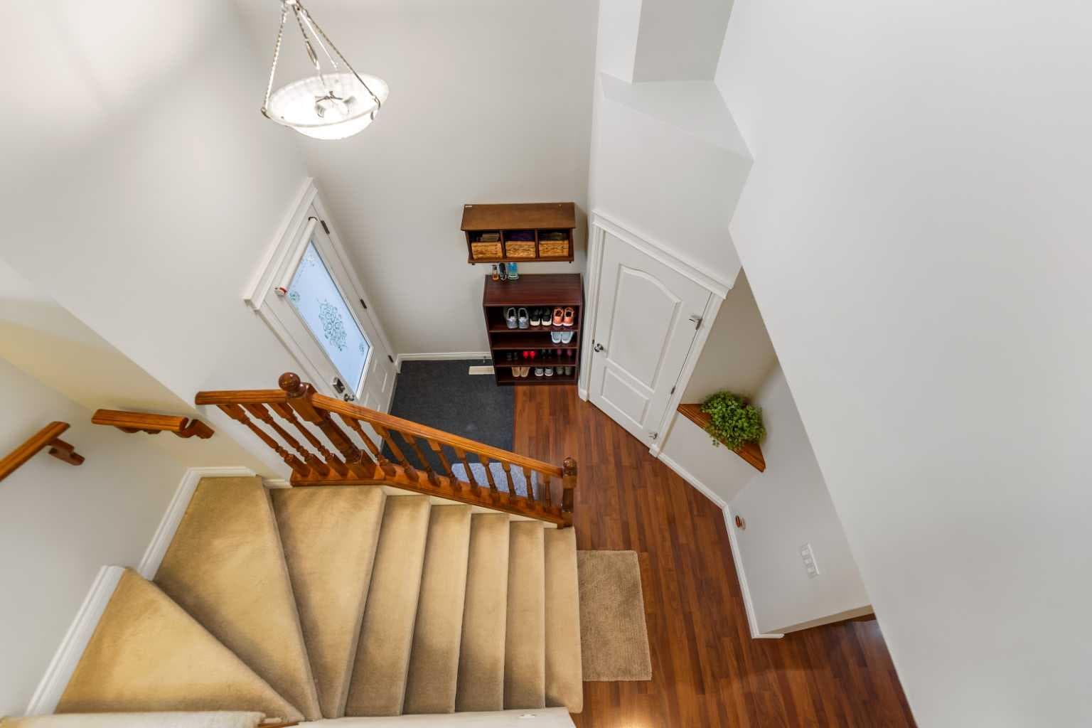 10 Evansmeade Manor NW