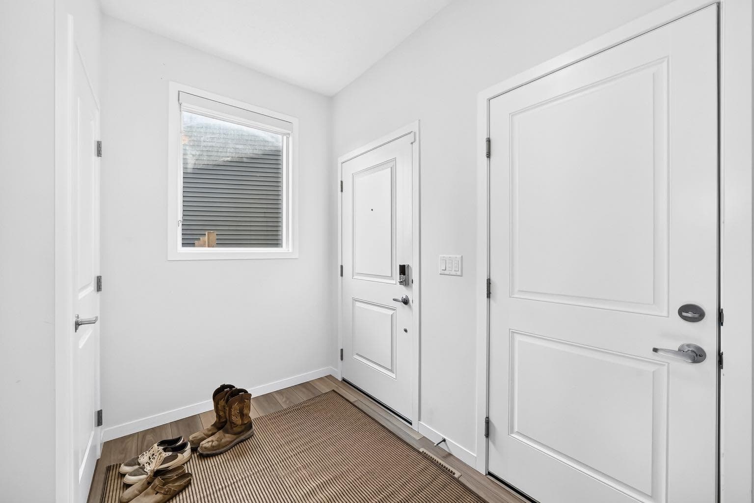 118 Belmont Crescent SW