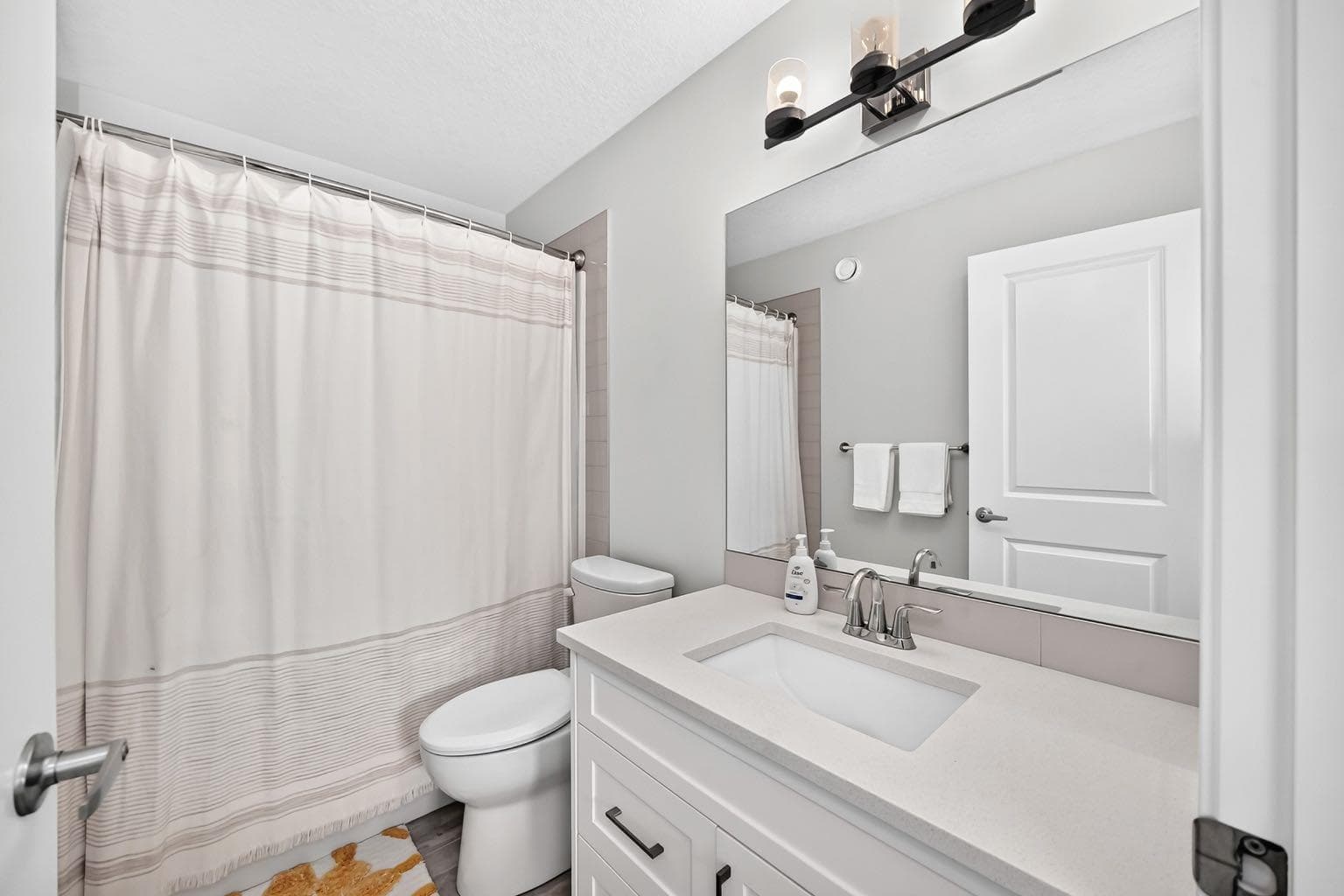 118 Belmont Crescent SW