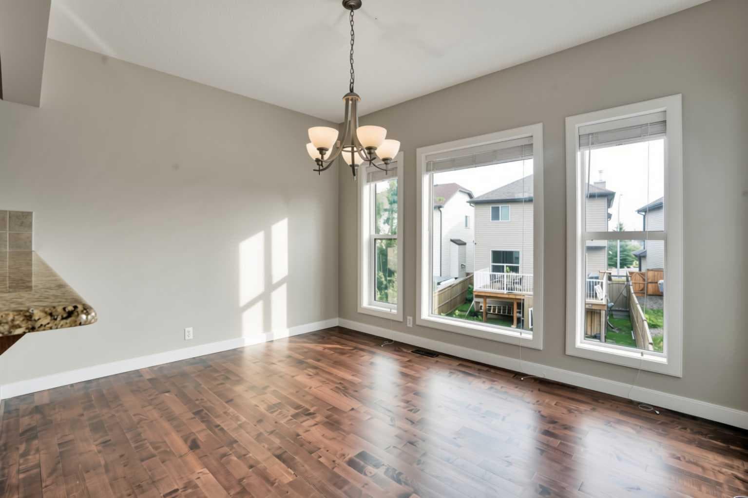 92 Everglen Close SW
