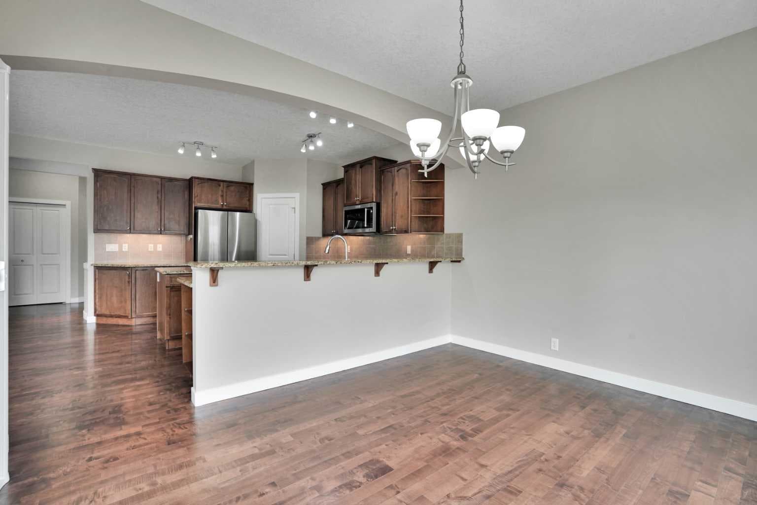 92 Everglen Close SW