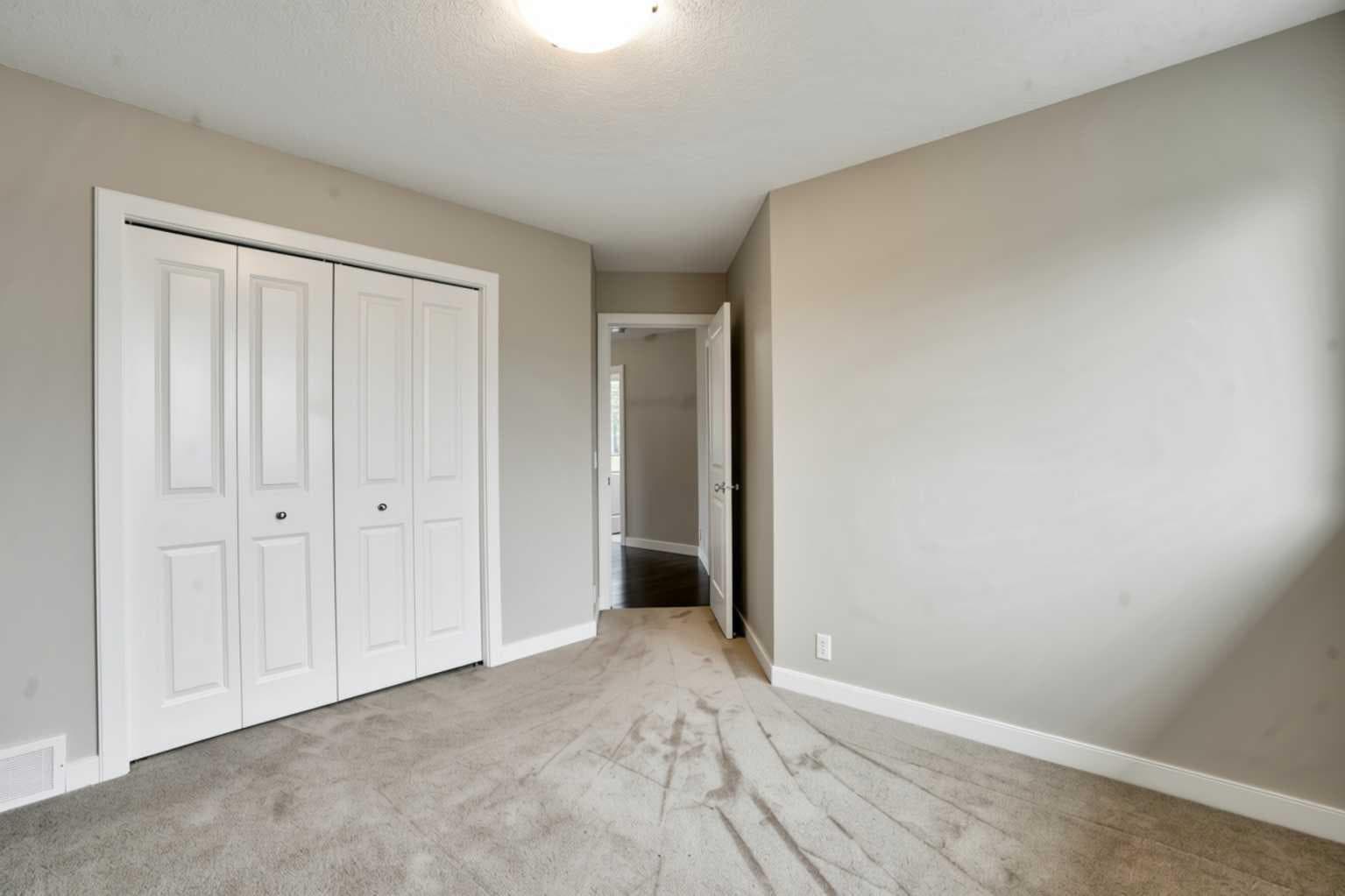 92 Everglen Close SW