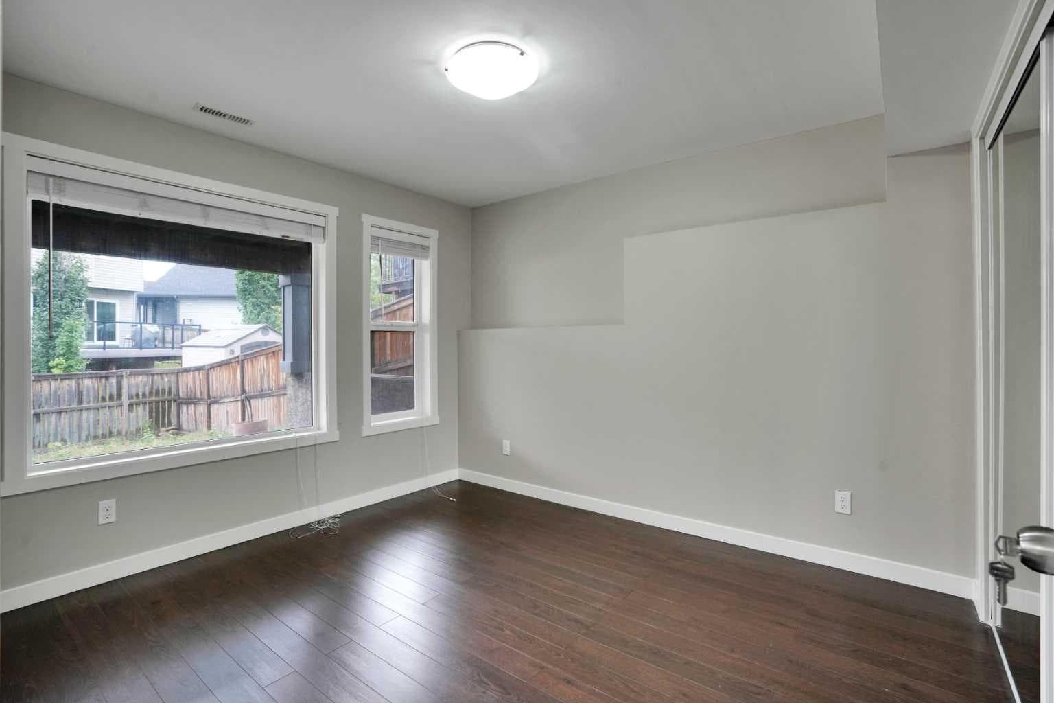 92 Everglen Close SW