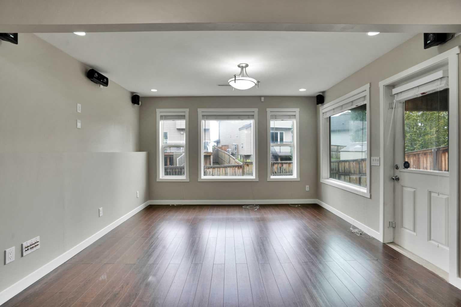 92 Everglen Close SW