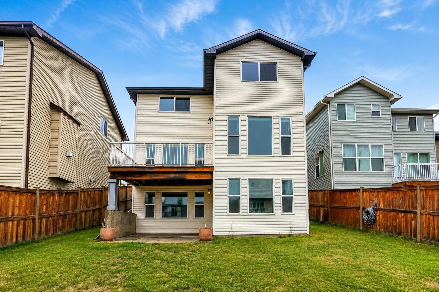 92 Everglen Close SW