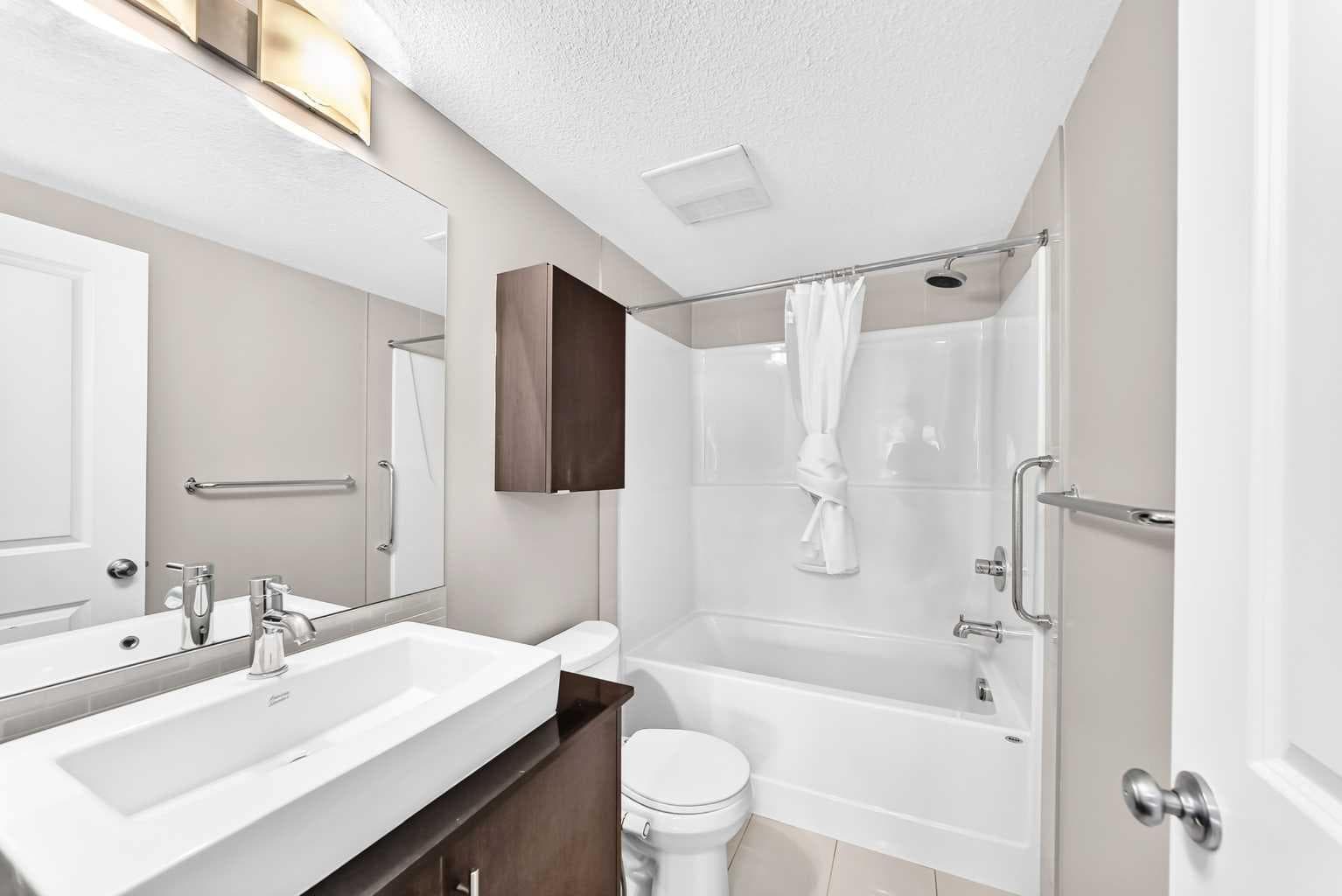 1411, 240 Skyview Ranch Road NE