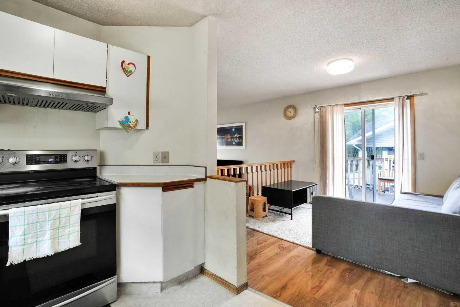 28 Martinridge Road NE