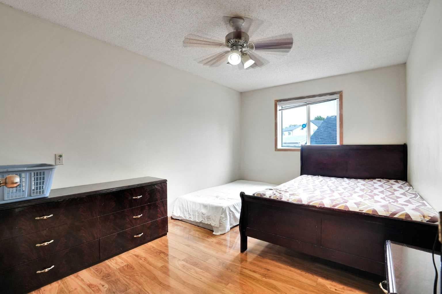 28 Martinridge Road NE