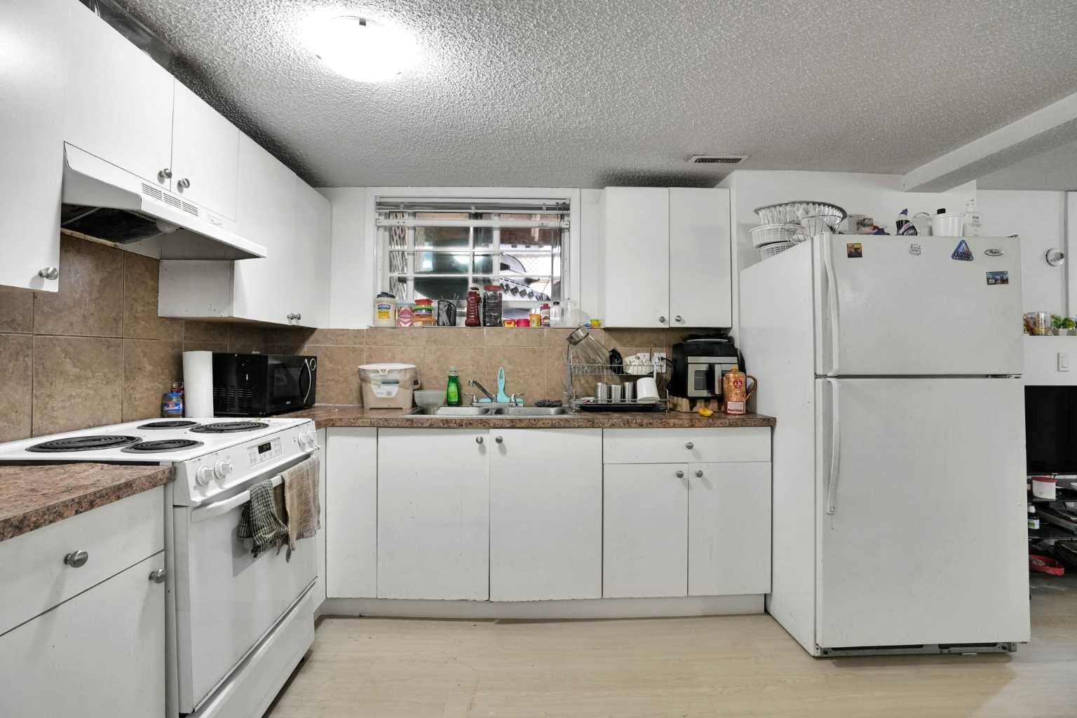 28 Martinridge Road NE