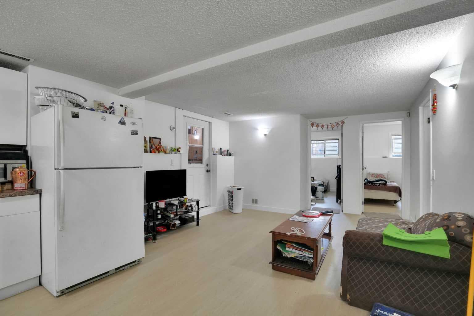 28 Martinridge Road NE