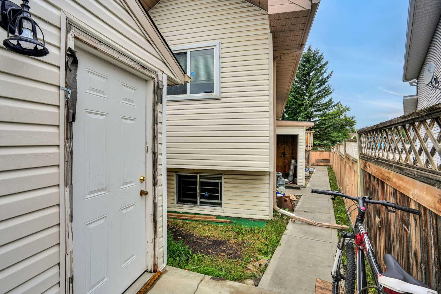 28 Martinridge Road NE