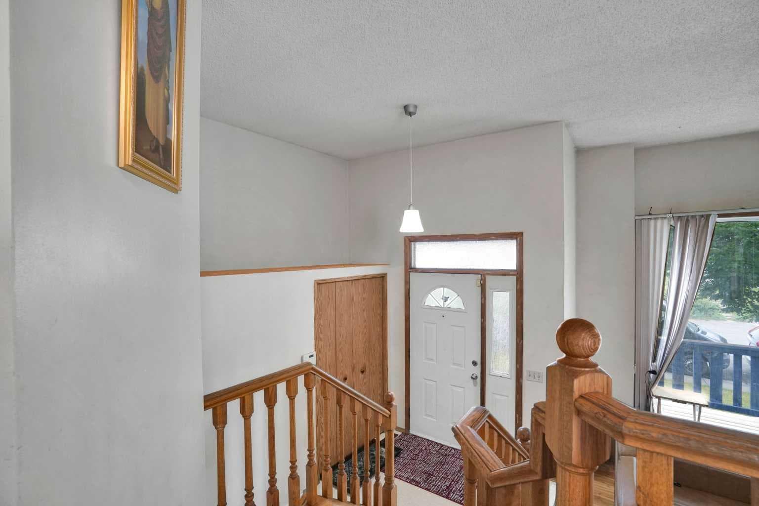 28 Martinridge Road NE