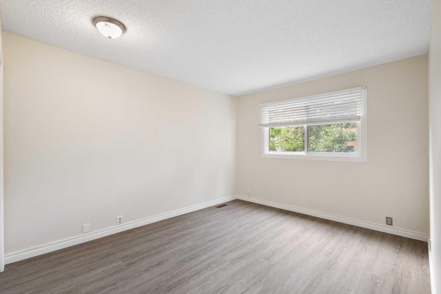 13 Bernard Drive NW