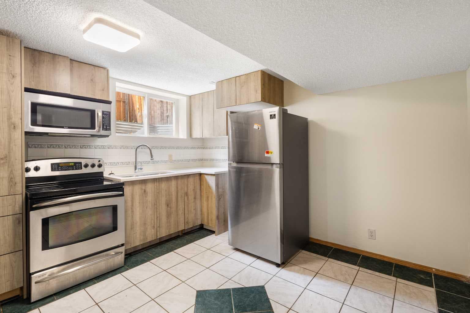 13 Bernard Drive NW