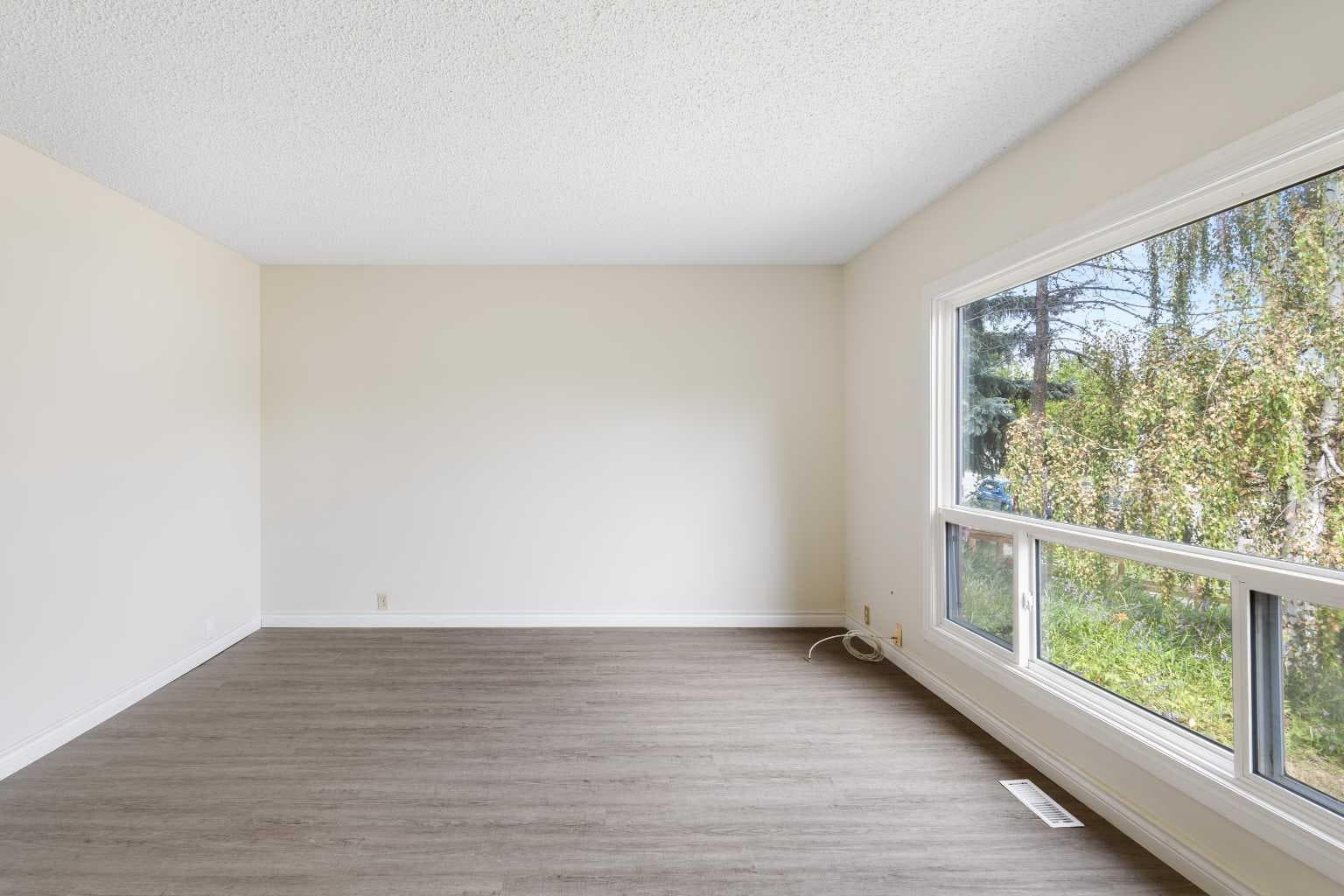 13 Bernard Drive NW