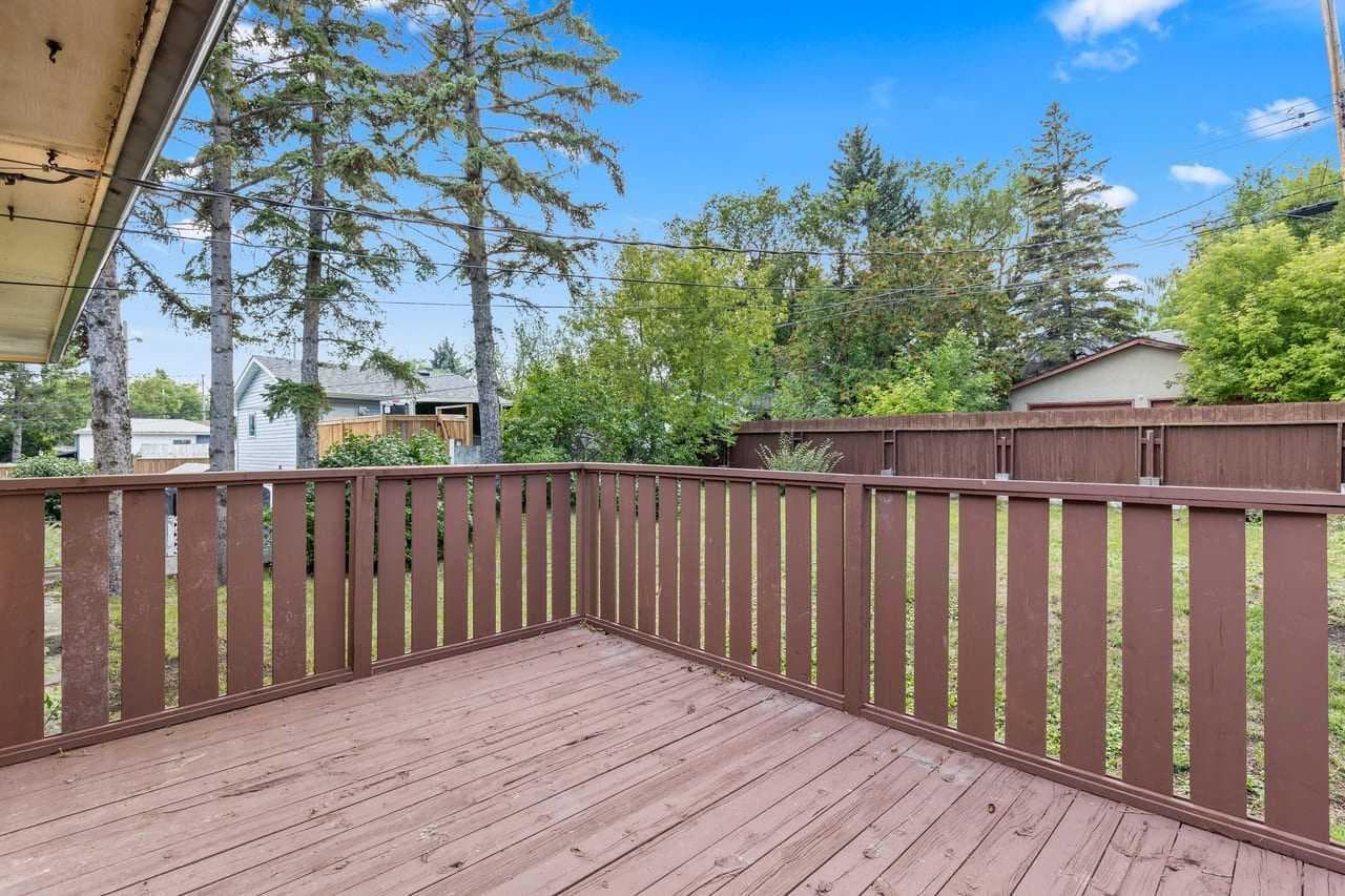 2007 Cottonwood Crescent SE