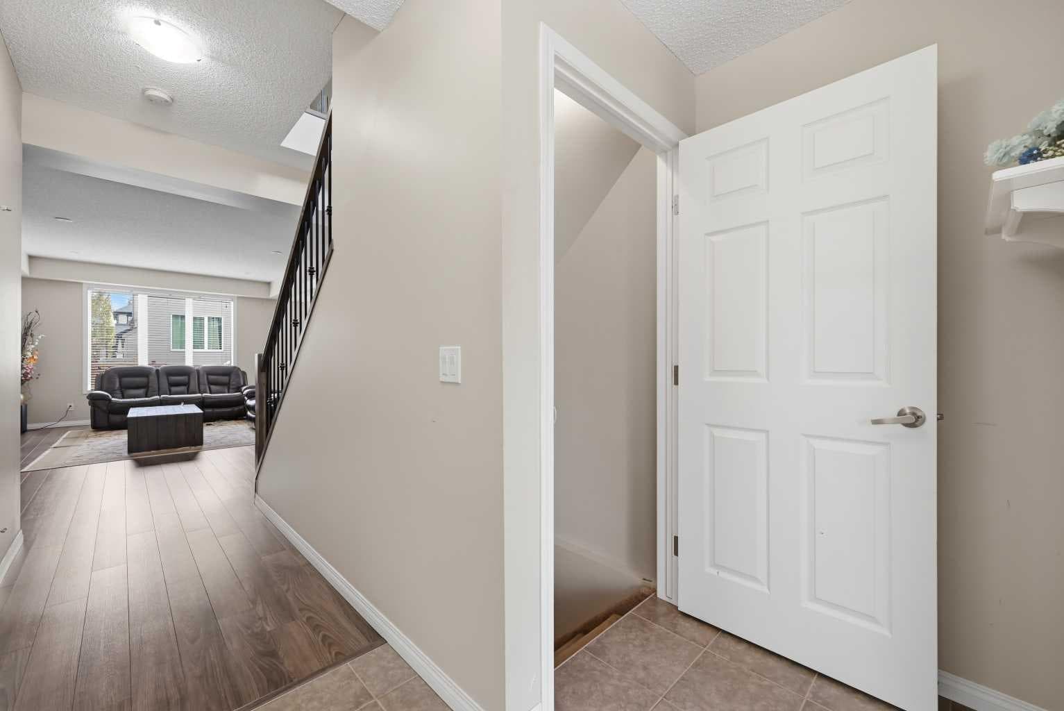 146 Windwood Grove SW