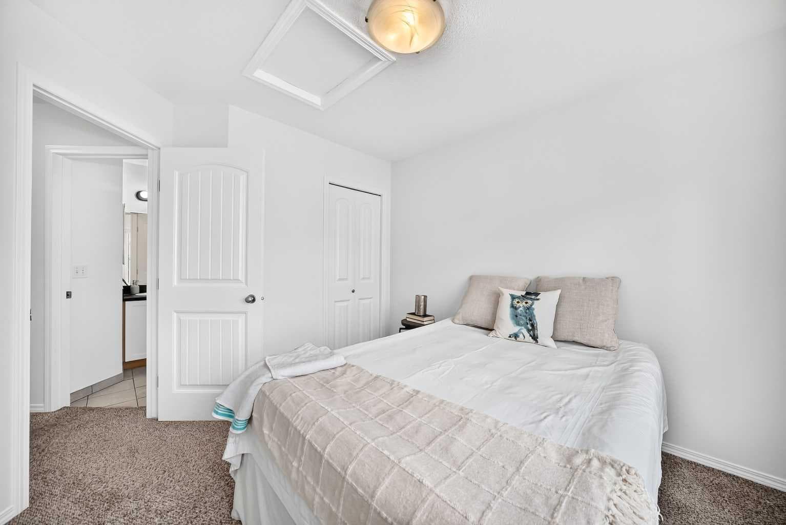 203, 70 Panatella Landing NW