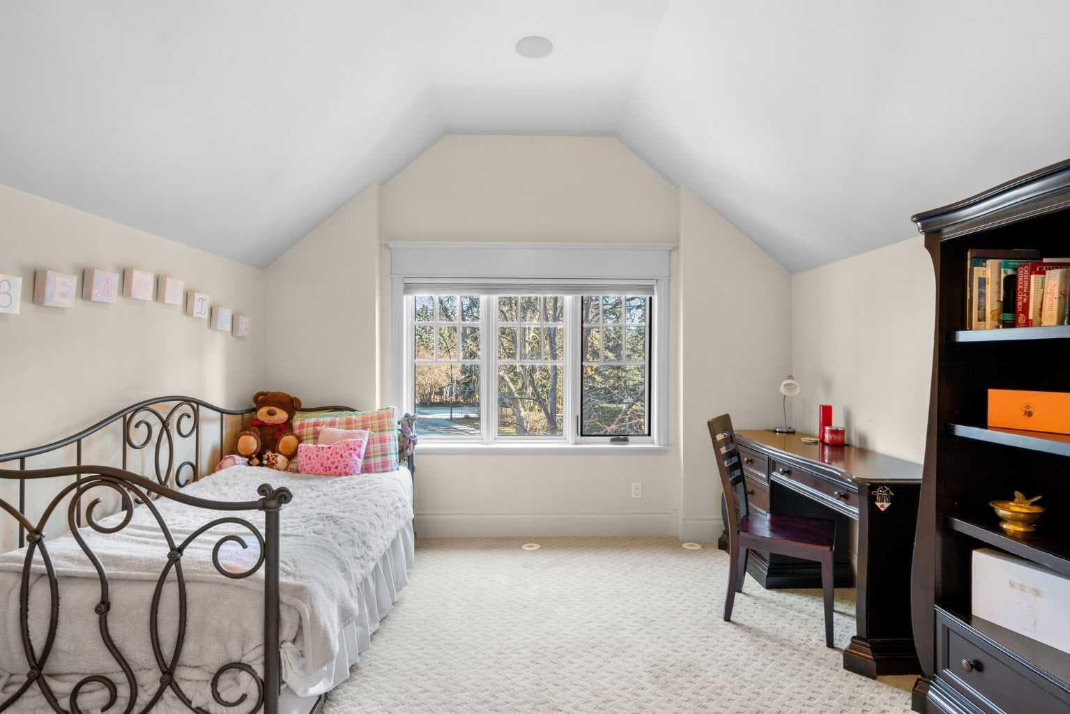 2905 Carleton Street SW