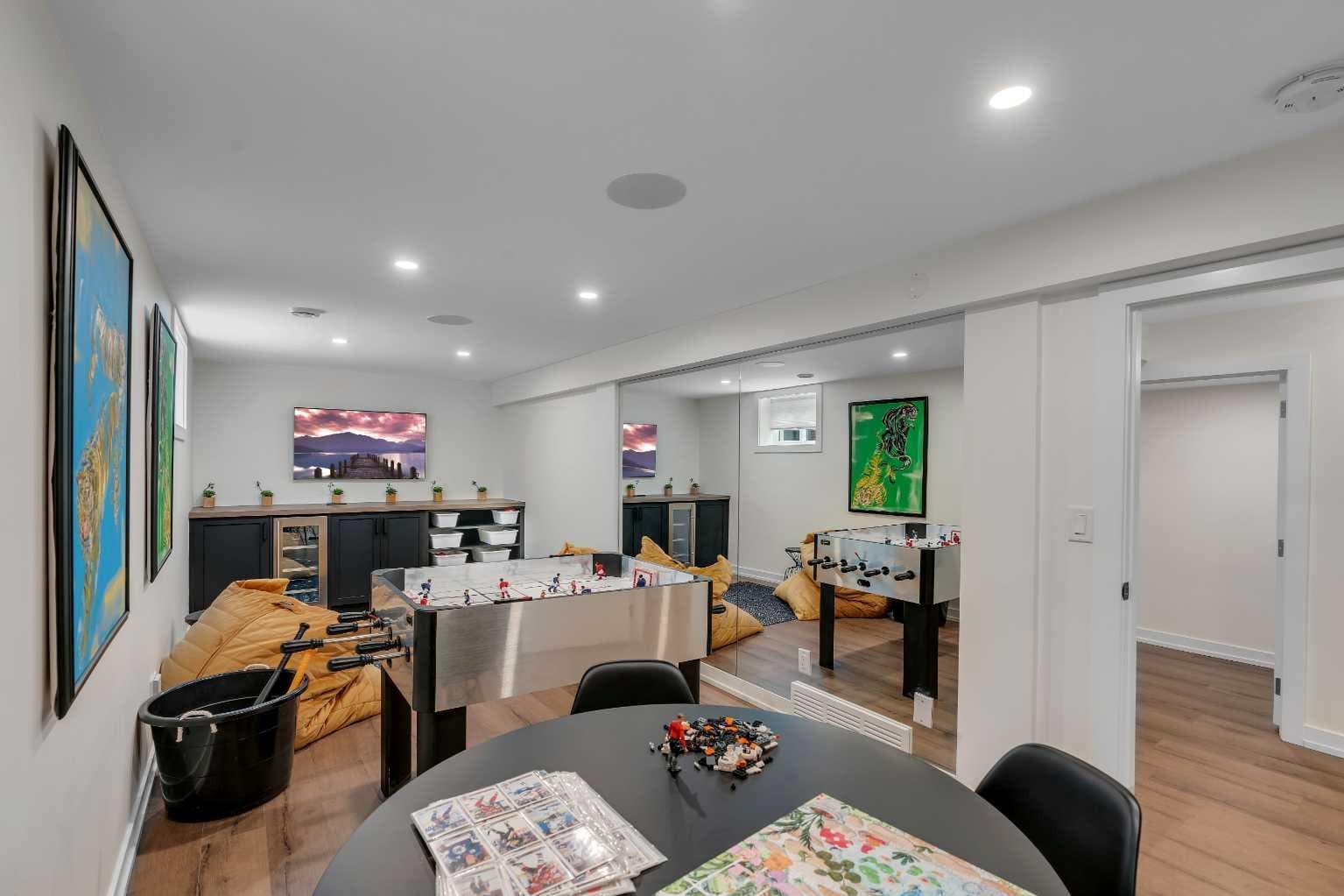 817 Rideau Road SW