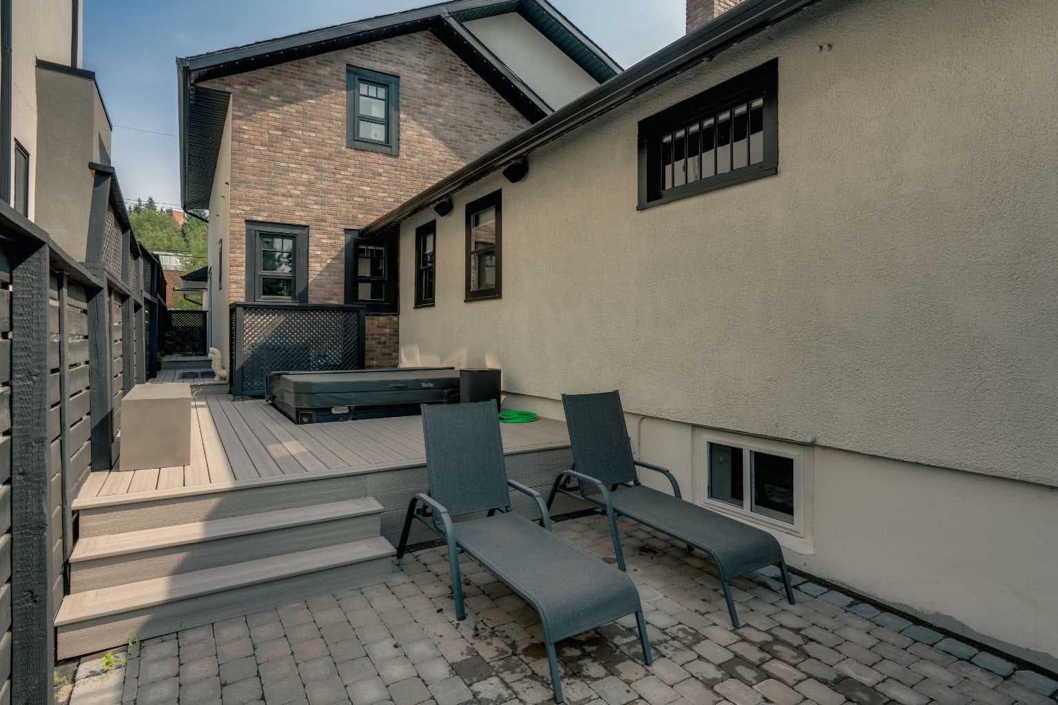 817 Rideau Road SW