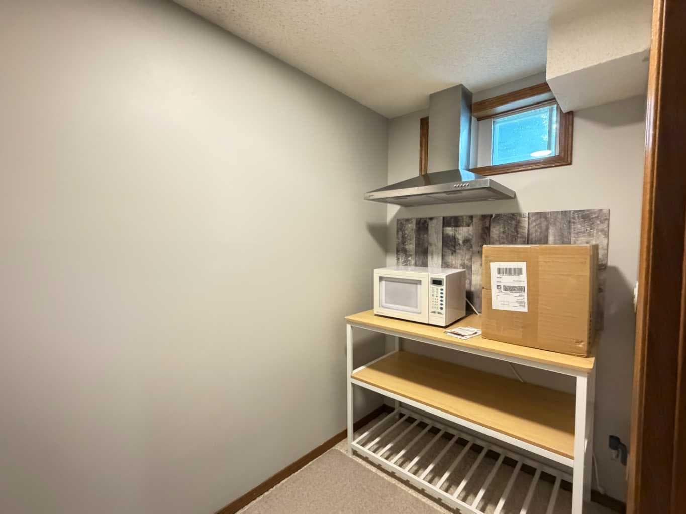 151 Sandstone Place NW