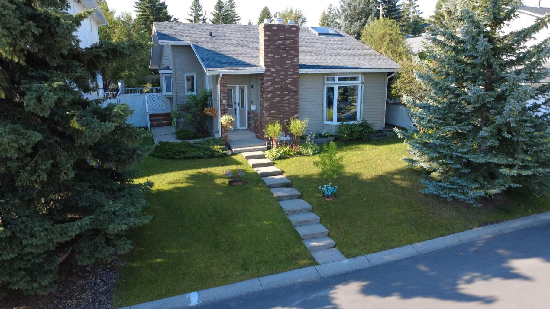 151 Sandstone Place NW