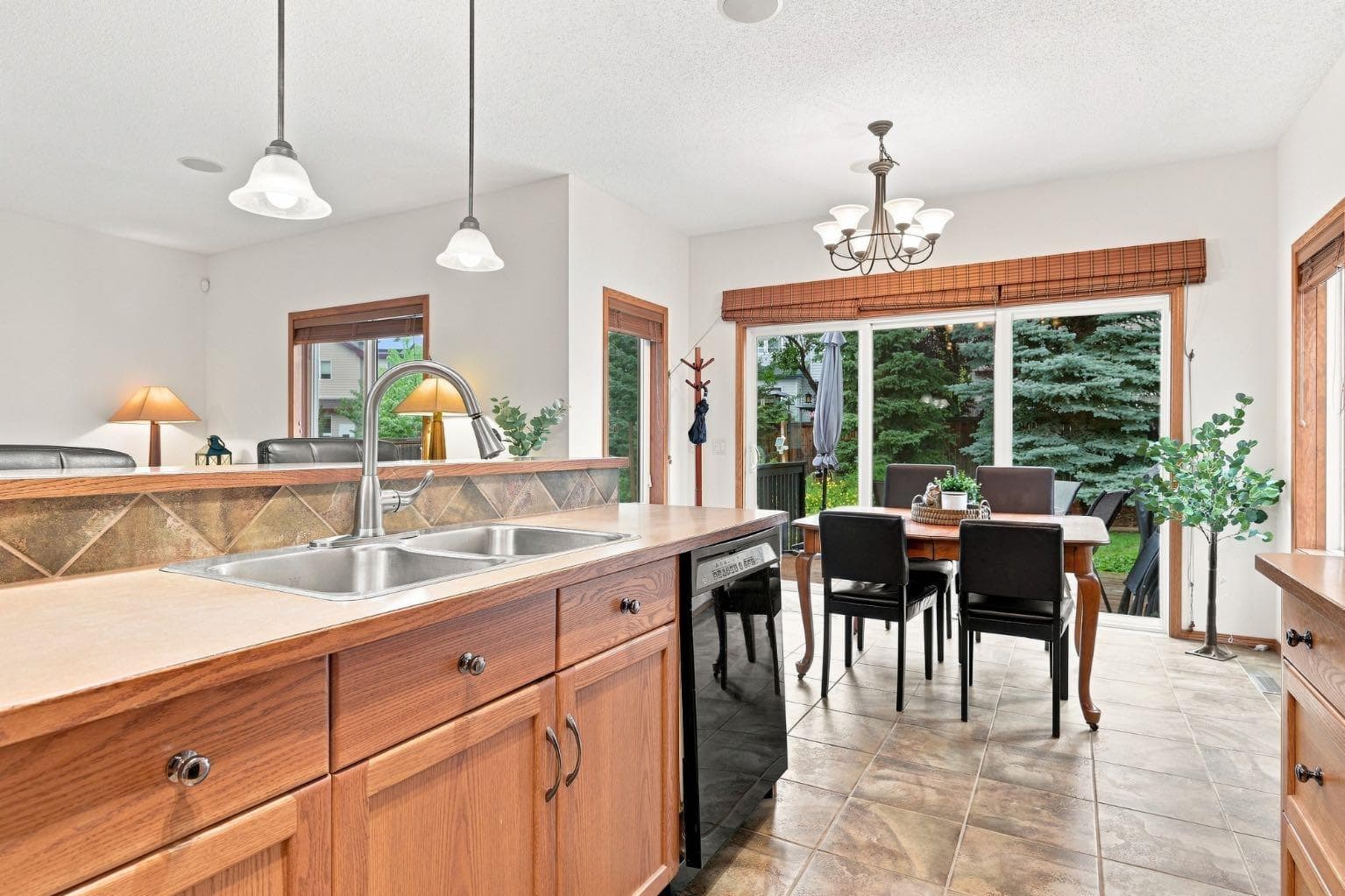 32 Tuscany Ravine Crescent NW