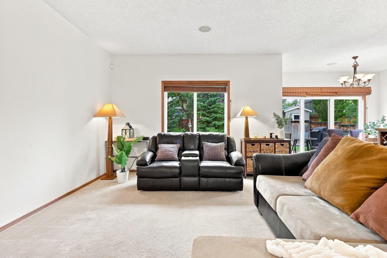 32 Tuscany Ravine Crescent NW