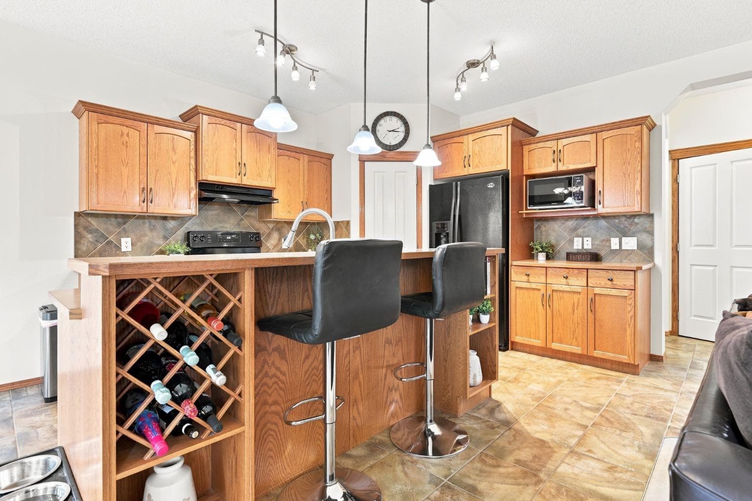 32 Tuscany Ravine Crescent NW