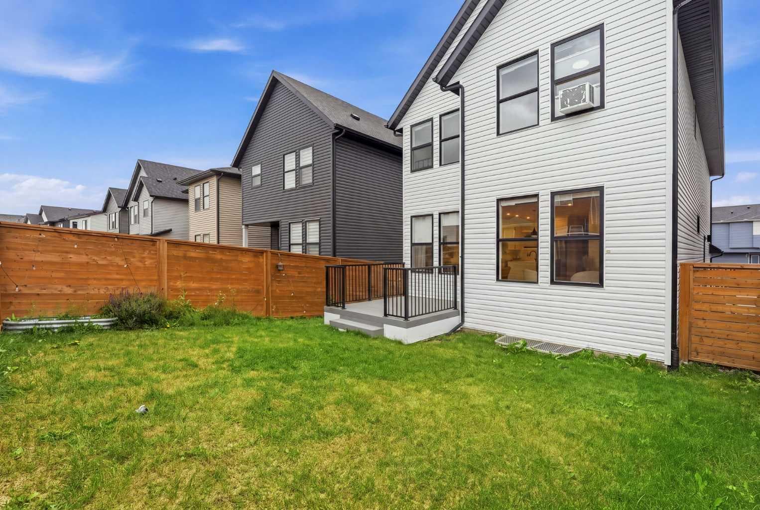 49 Copperhead Road SE