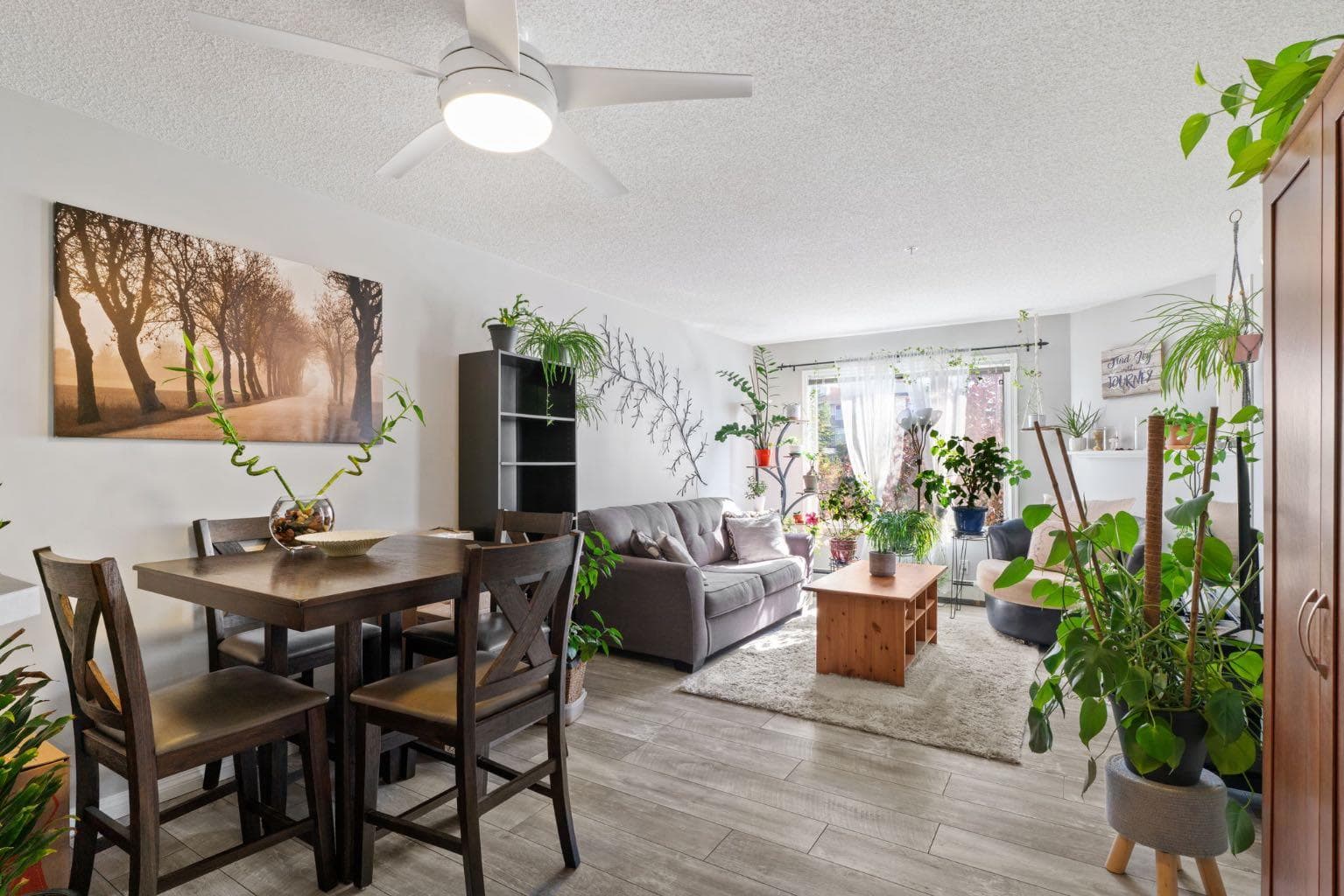 2209, 950 Arbour Lake Road NW