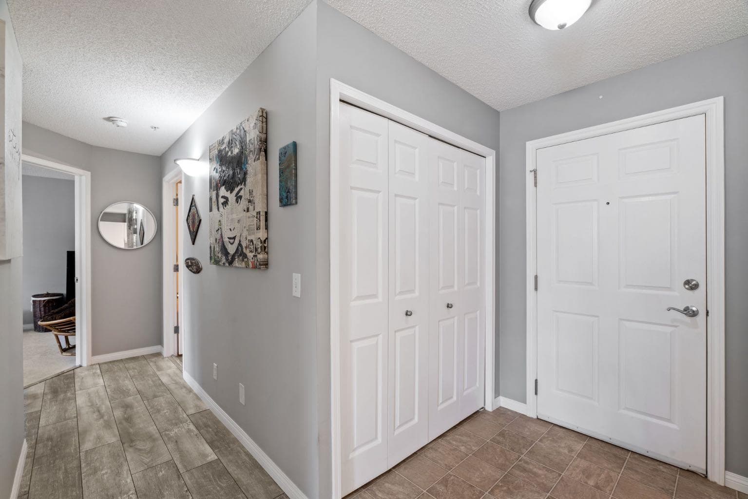 2209, 950 Arbour Lake Road NW