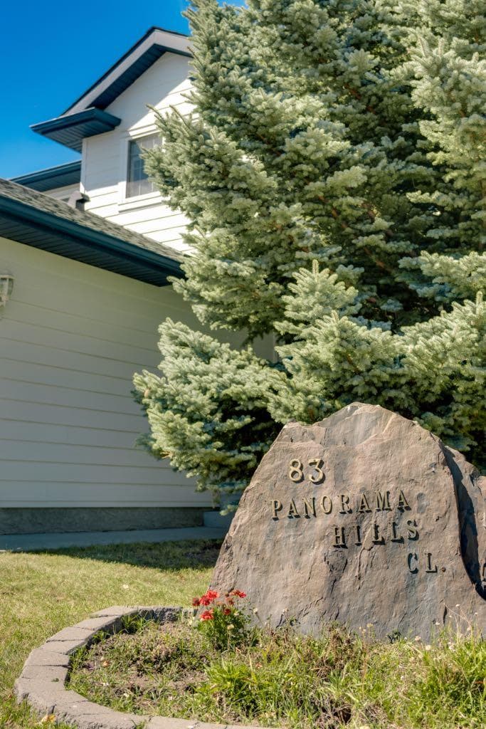 83 Panorama Hills Close NW