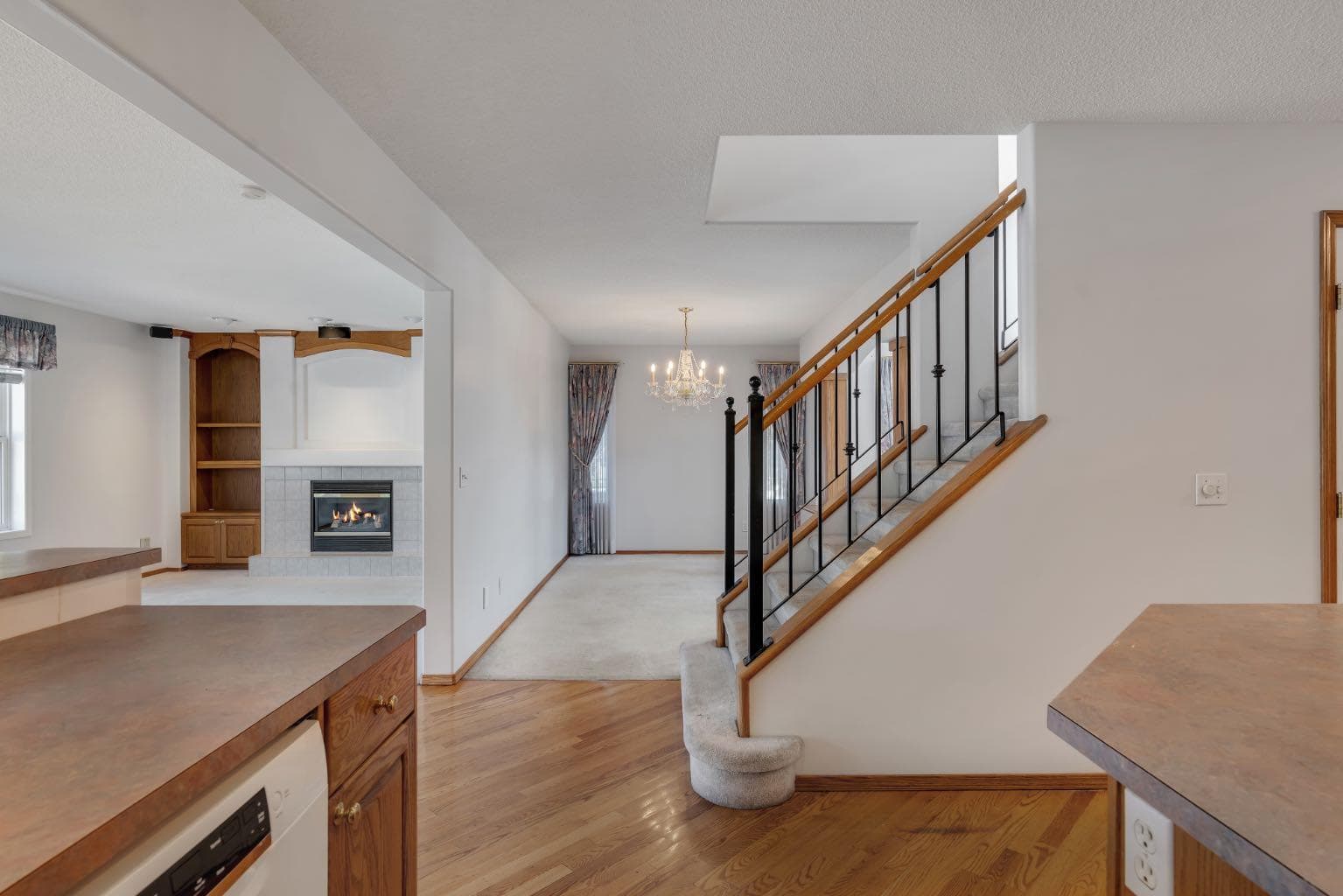 83 Panorama Hills Close NW