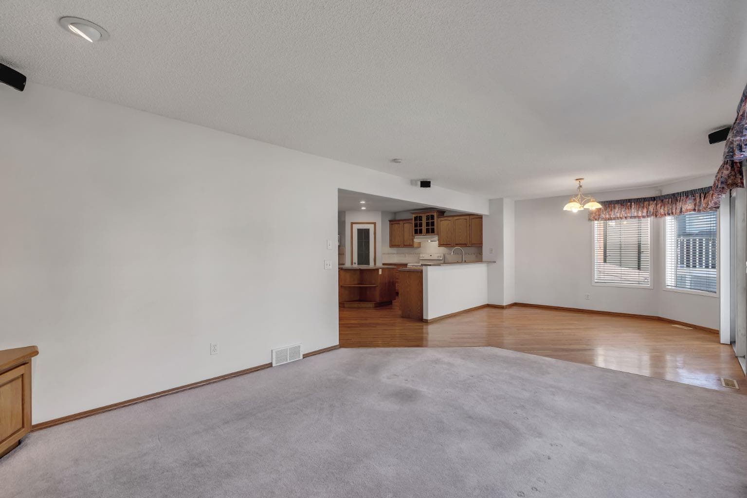 83 Panorama Hills Close NW