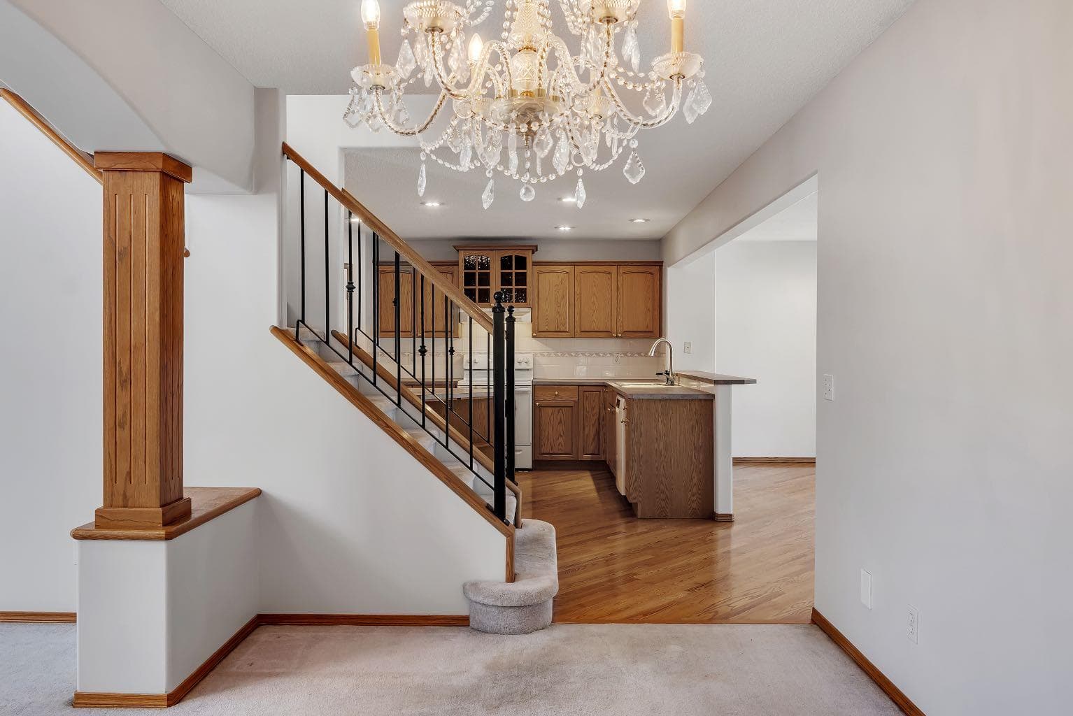 83 Panorama Hills Close NW