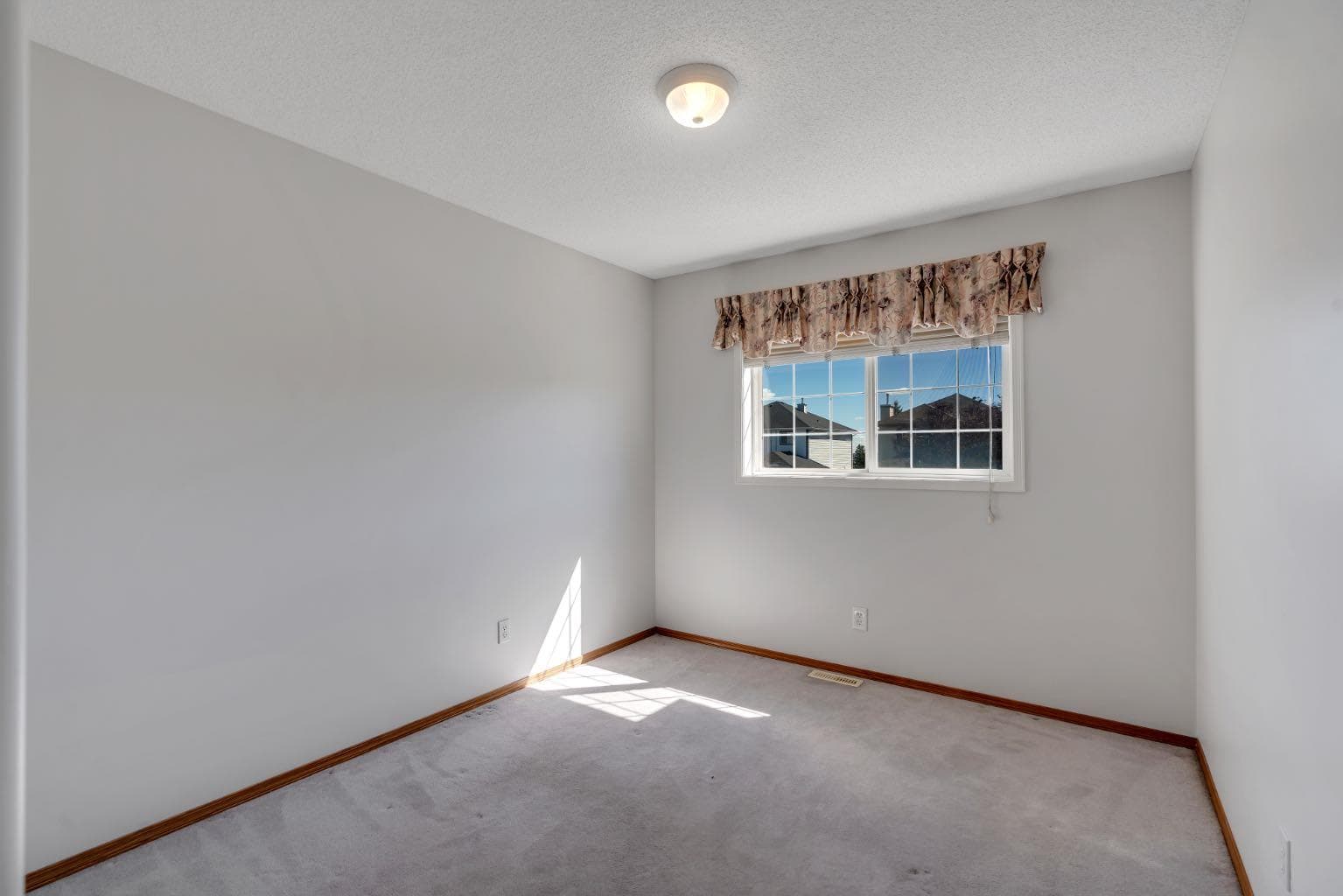 83 Panorama Hills Close NW